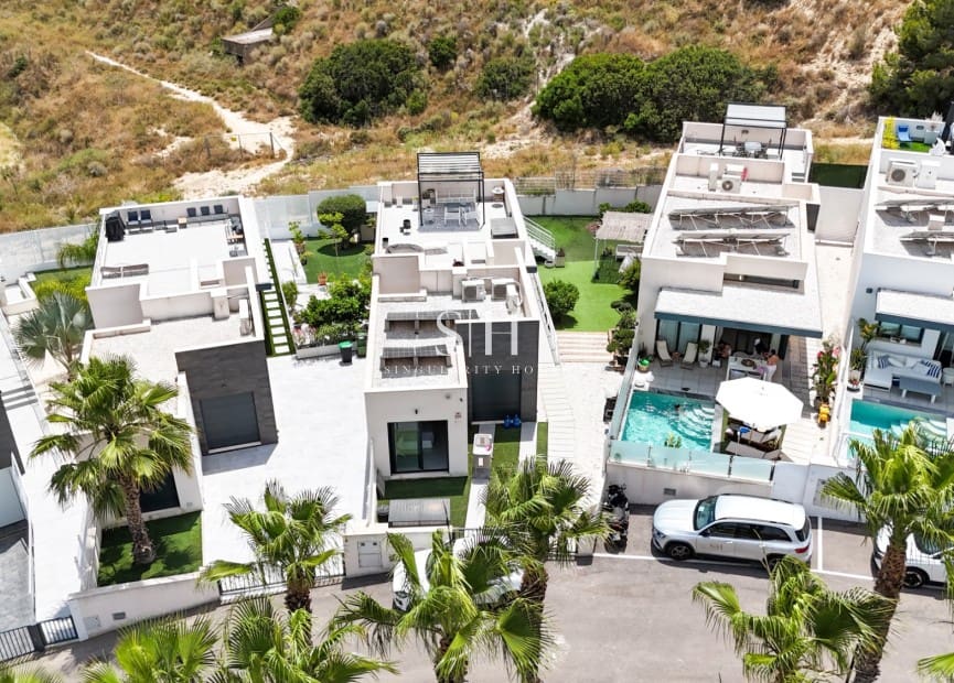 5 soverom Villa til salgs i San Miguel de Salinas med svømmebasseng - € 679 000 (Ref: 9919253)