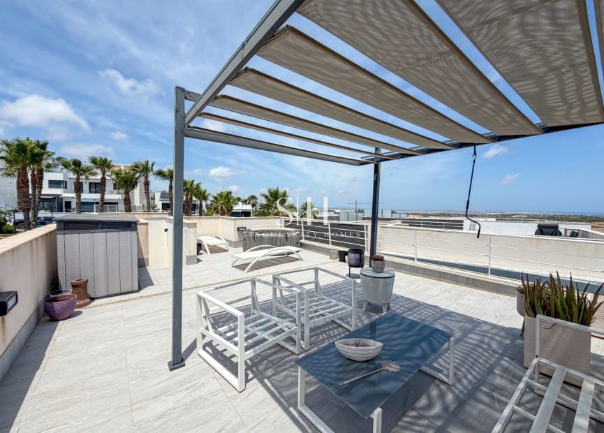 5 slaapkamer Villa te koop in San Miguel de Salinas met zwembad - € 649.000 (Ref: 9919253)
