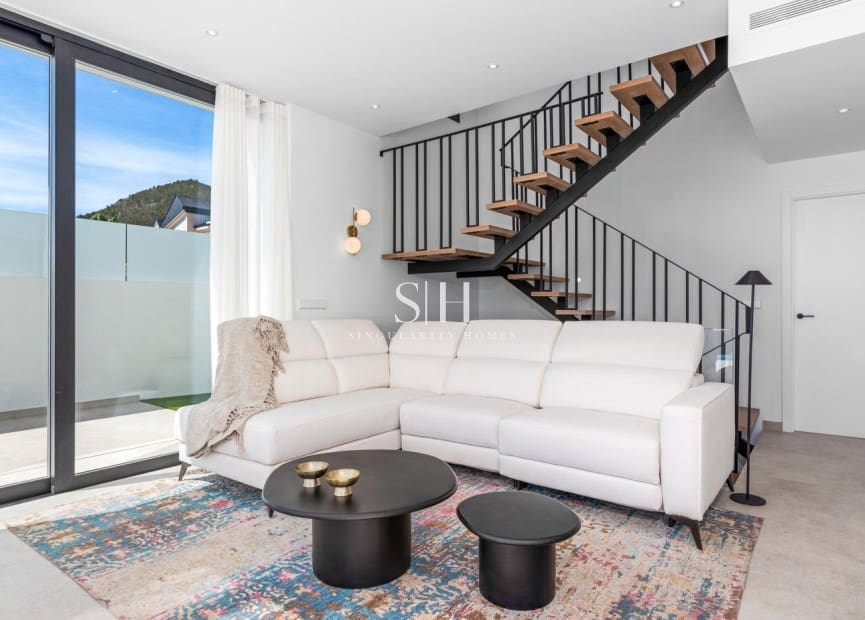 3 bedroom Villa for sale in Polop with pool garage - € 755,000 (Ref: 9919928)