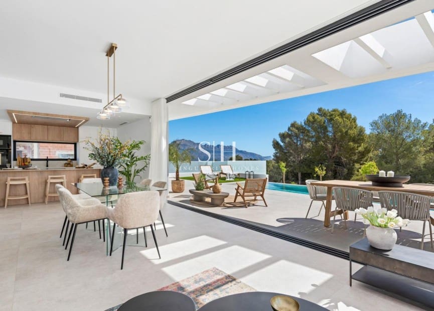 3 bedroom Villa for sale in Polop with pool garage - € 755,000 (Ref: 9919928)