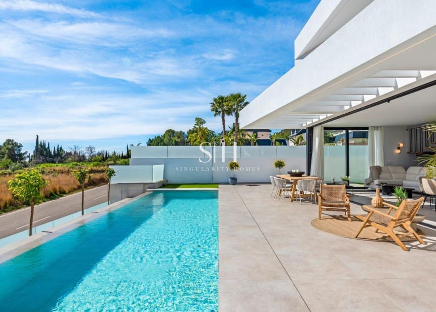 3 bedroom Villa for sale in Polop with pool garage - € 755,000 (Ref: 9919928)