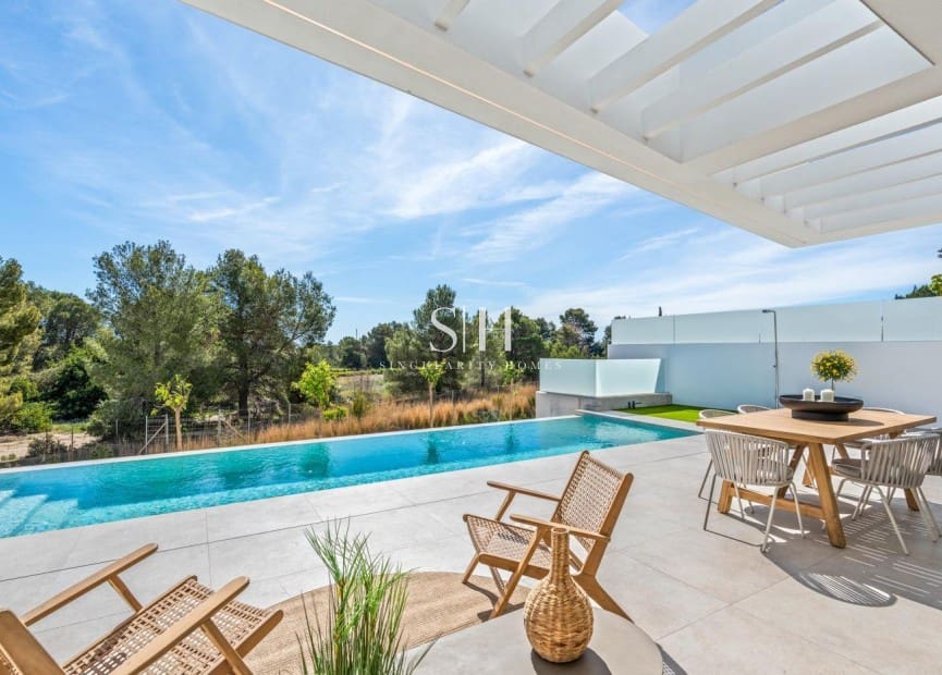 3 bedroom Villa for sale in Polop with pool garage - € 755,000 (Ref: 9919928)