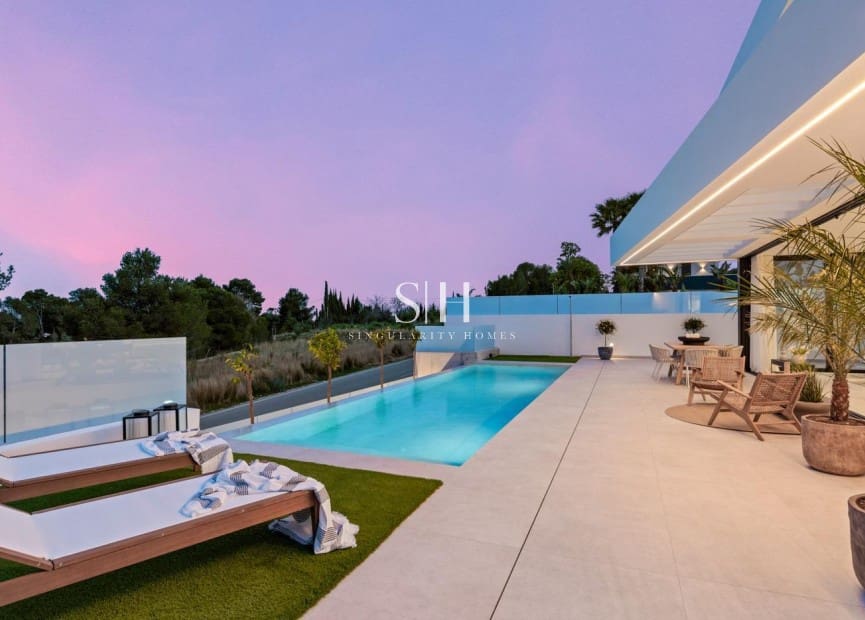 3 bedroom Villa for sale in Polop with pool garage - € 755,000 (Ref: 9919928)