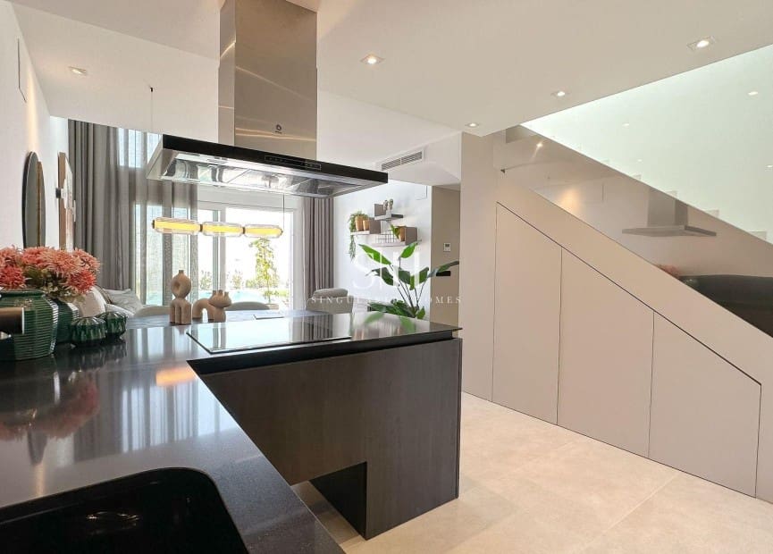 3 soverom Villa til salgs i Algorfa med svømmebasseng garasje - € 573 000 (Ref: 9919940)