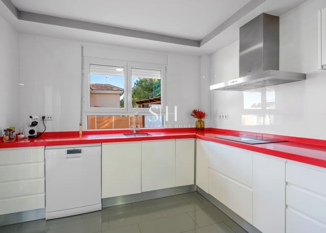 3 sypialnia Willa na sprzedaż w San Miguel de Salinas z basenem garażem - 499 000 € (Ref: 9919946)