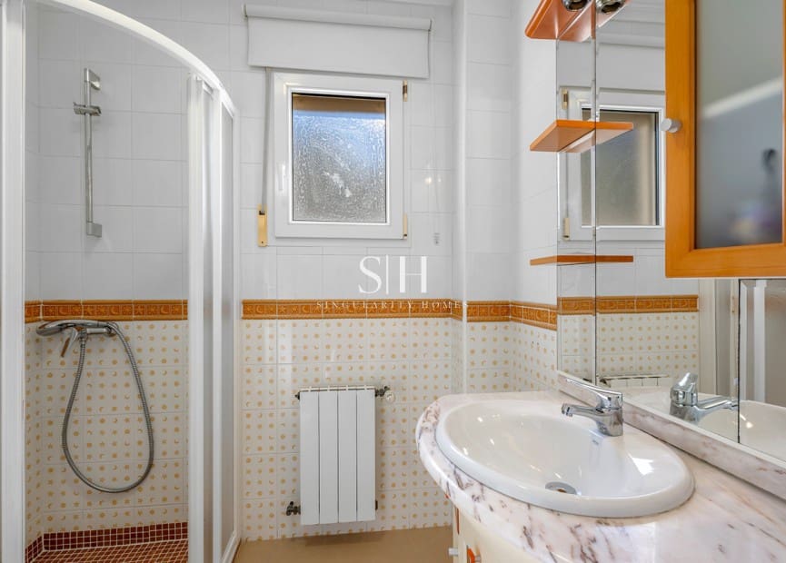 3 sypialnia Willa na sprzedaż w San Miguel de Salinas z basenem garażem - 499 000 € (Ref: 9919946)