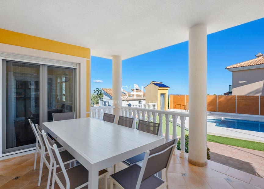3 sypialnia Willa na sprzedaż w San Miguel de Salinas z basenem garażem - 499 000 € (Ref: 9919946)