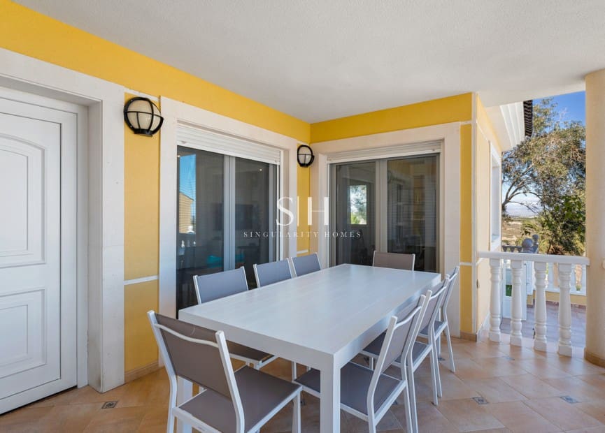 3 sypialnia Willa na sprzedaż w San Miguel de Salinas z basenem garażem - 499 000 € (Ref: 9919946)