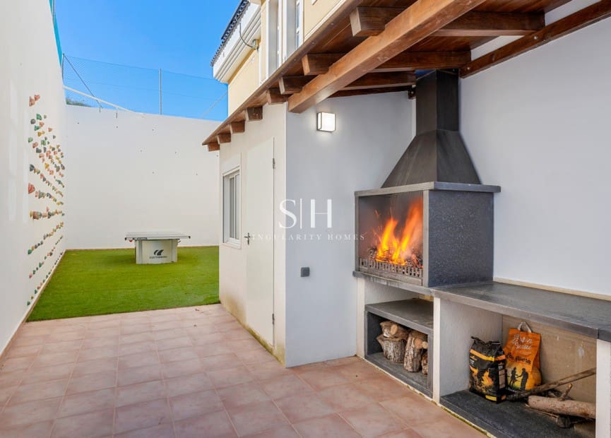 3 sypialnia Willa na sprzedaż w San Miguel de Salinas z basenem garażem - 499 000 € (Ref: 9919946)