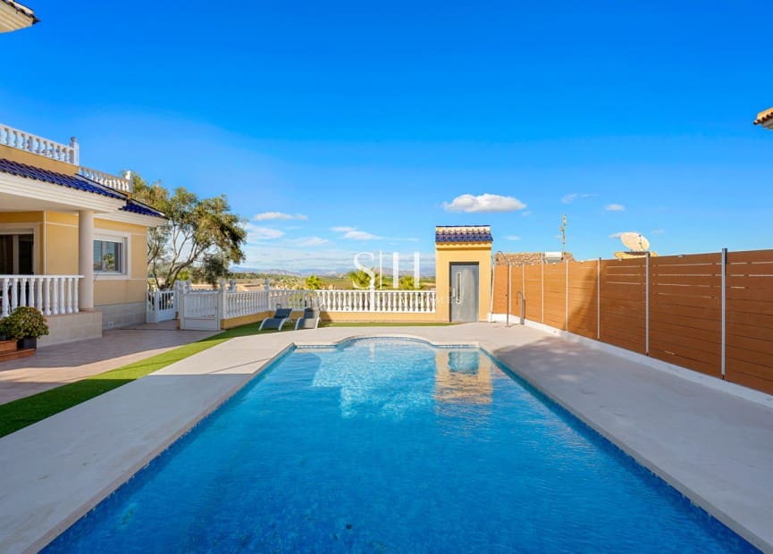 3 sypialnia Willa na sprzedaż w San Miguel de Salinas z basenem garażem - 499 000 € (Ref: 9919946)