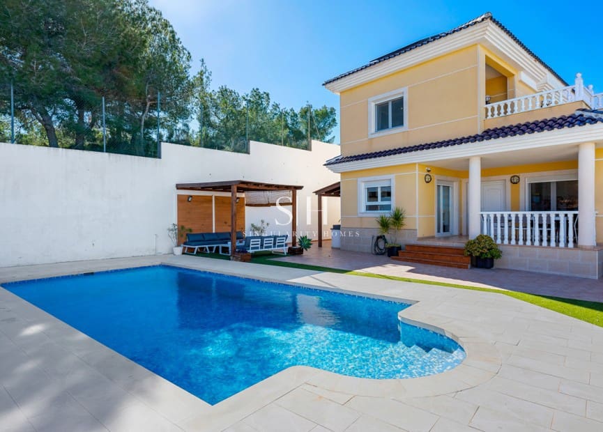 3 sypialnia Willa na sprzedaż w San Miguel de Salinas z basenem garażem - 499 000 € (Ref: 9919946)
