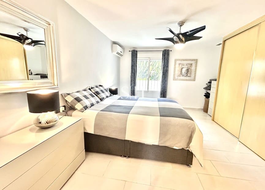 4 quarto Moradia para venda em Catral com piscina garagem - 549 000 € (Ref: 9919956)