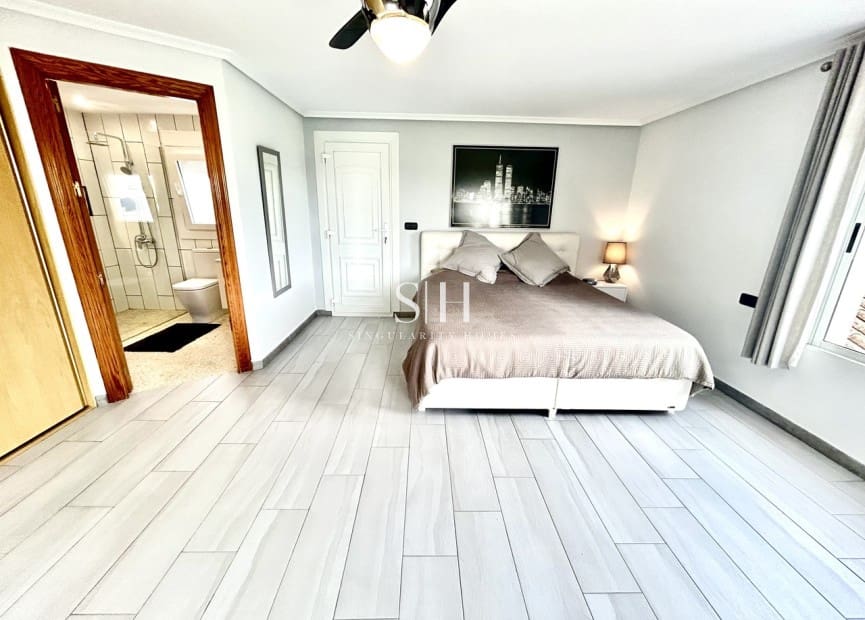 4 quarto Moradia para venda em Catral com piscina garagem - 549 000 € (Ref: 9919956)