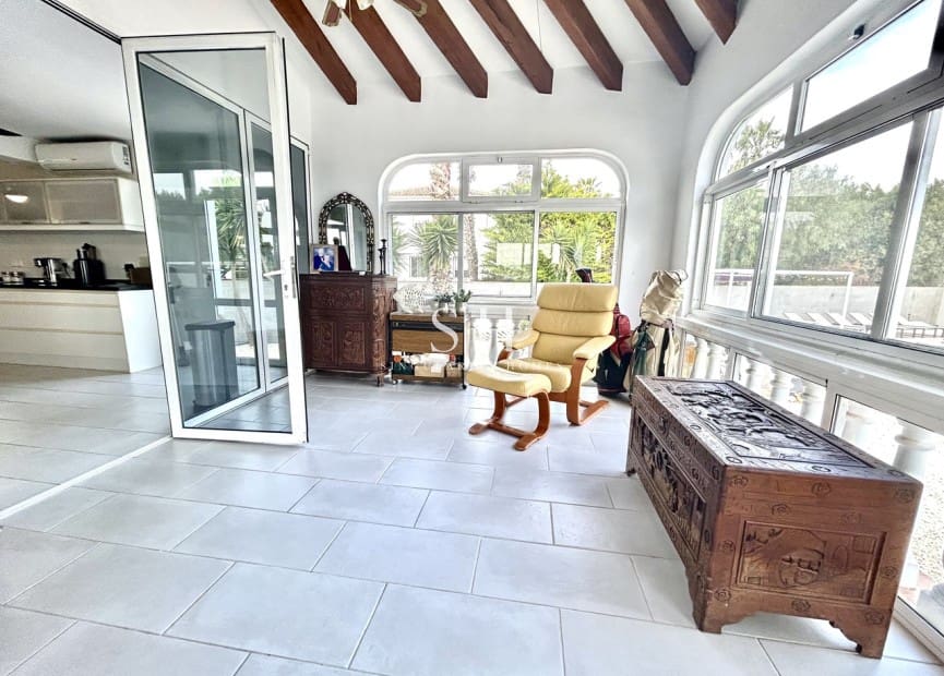 4 quarto Moradia para venda em Catral com piscina garagem - 549 000 € (Ref: 9919956)