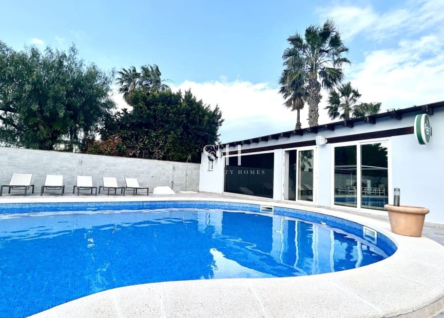 4 quarto Moradia para venda em Catral com piscina garagem - 549 000 € (Ref: 9919956)