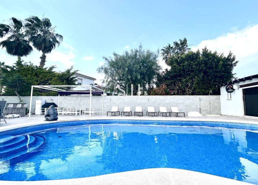4 quarto Moradia para venda em Catral com piscina garagem - 549 000 € (Ref: 9919956)