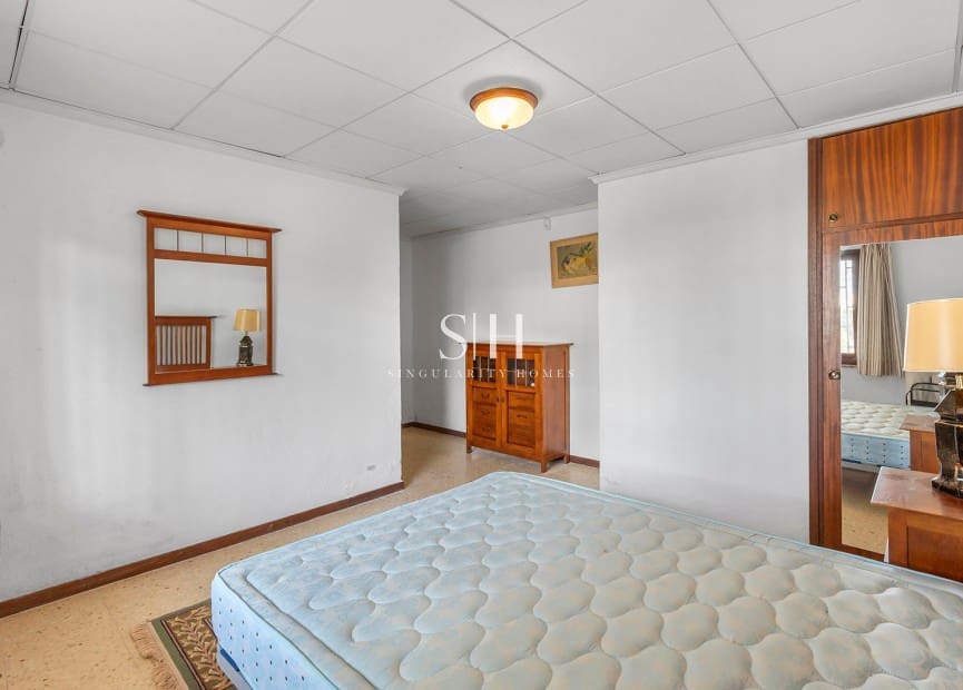 5 chambre Villa/Maison à vendre à Filipinas avec piscine garage - 599 900 € (Ref: 9919957)