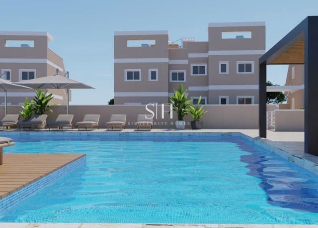 3 soveværelse Bungalow til salg i Pinar de Campoverde, Pilar de la Horadada med swimmingpool garage - € 284.900 (Ref: 9919960)