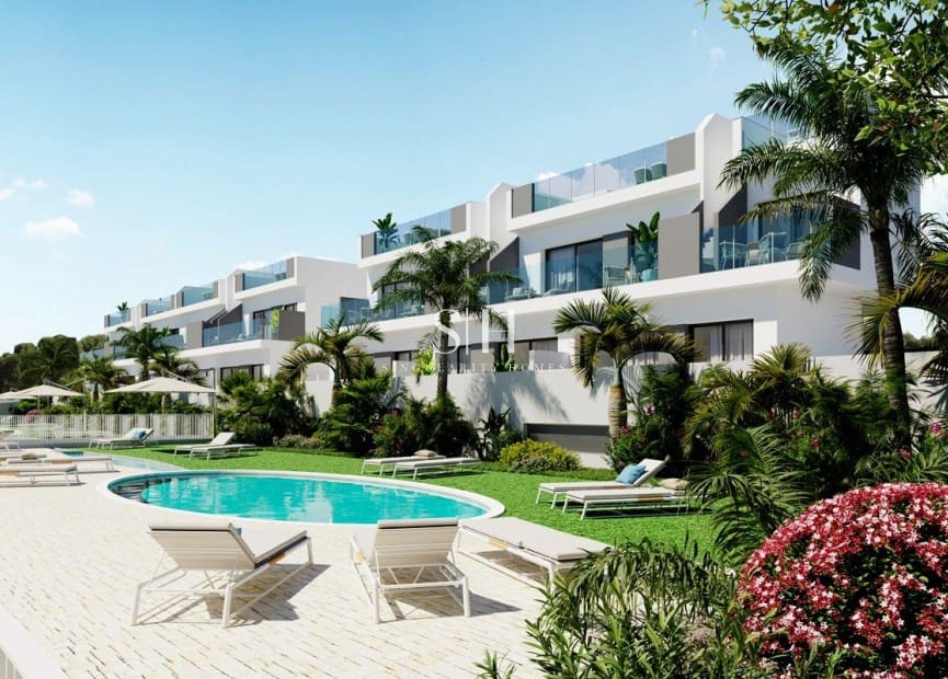 2 soverom Bungalow til salgs i Torrevieja med svømmebasseng garasje - € 330 000 (Ref: 9919965)
