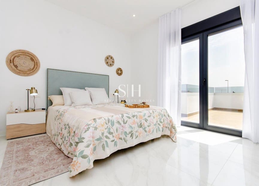 3 bedroom Villa for sale in Orihuela Costa with pool garage - € 395,000 (Ref: 9919966)