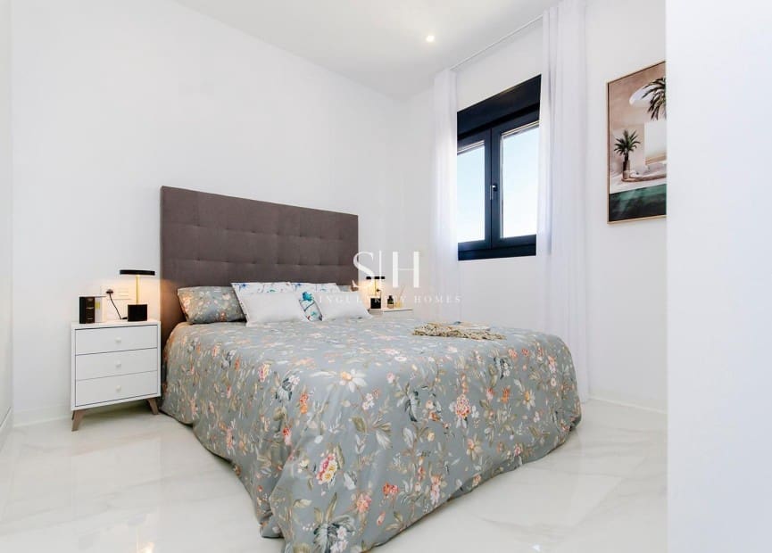 3 bedroom Villa for sale in Orihuela Costa with pool garage - € 395,000 (Ref: 9919966)