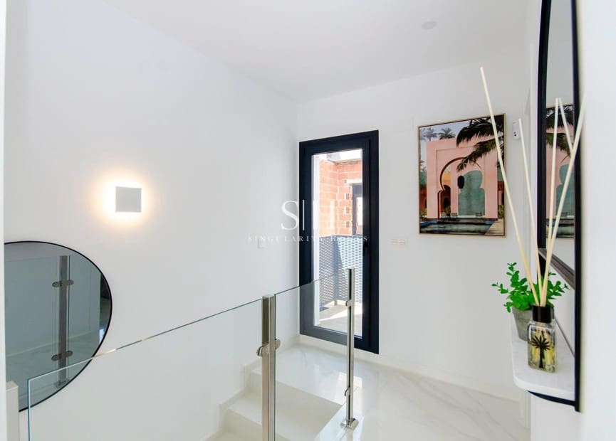 3 bedroom Villa for sale in Orihuela Costa with pool garage - € 395,000 (Ref: 9919966)