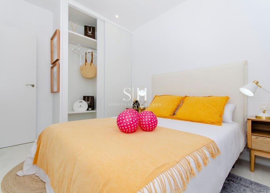 3 bedroom Villa for sale in Orihuela Costa with pool garage - € 395,000 (Ref: 9919966)