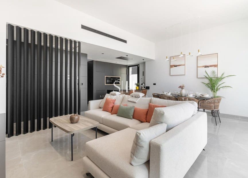 3 Zimmer Villa zu verkaufen in Los Balcones mit Pool Garage - 700.000 € (Ref: 9919970)