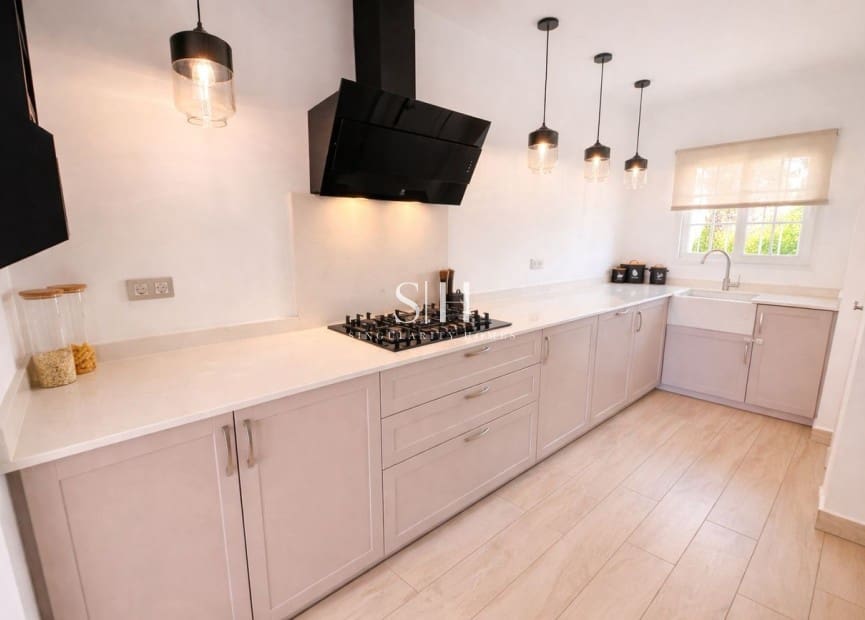 3 soveværelse Villa til salg i Los Dolses med swimmingpool garage - € 549.995 (Ref: 9919971)
