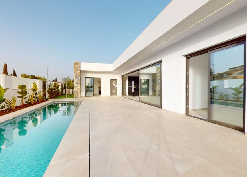 3 camera da letto Villa in vendita in Los Alcazares con piscina garage - 719.900 € (Rif: 9919973)