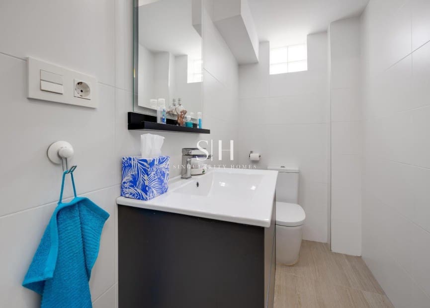 3 Zimmer Villa zu verkaufen in Pueblo Bravo mit Pool - 379.969 € (Ref: 9919977)