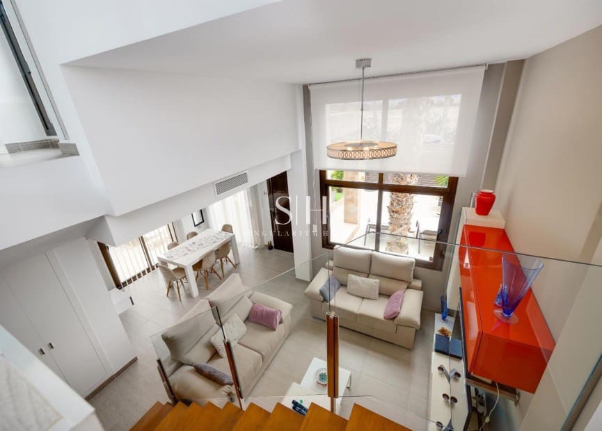 3 Zimmer Villa zu verkaufen in Pueblo Bravo mit Pool - 379.969 € (Ref: 9919977)