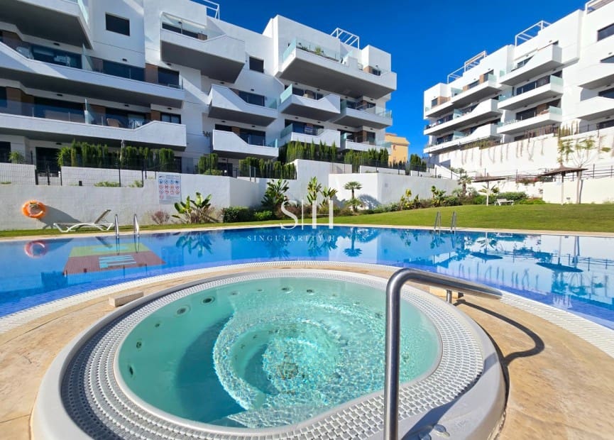 2 bedroom Apartment for sale in Villamartin with pool garage - € 229,000 (Ref: 9920001)