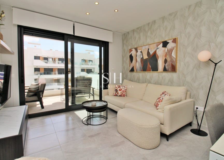 2 bedroom Apartment for sale in Villamartin with pool garage - € 229,000 (Ref: 9920001)