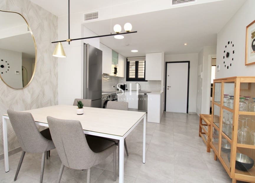 2 bedroom Apartment for sale in Villamartin with pool garage - € 229,000 (Ref: 9920001)
