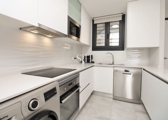 2 soverom Leilighet til salgs i Villamartin, Orihuela med svømmebasseng garasje - € 229 000 (Ref: 9920001)