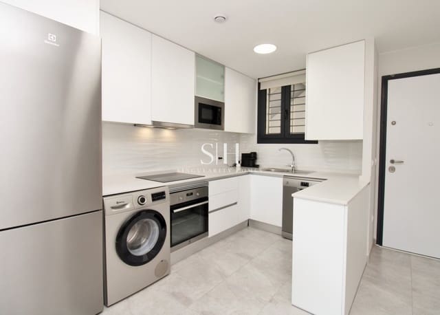 2 soverom Leilighet til salgs i Villamartin, Orihuela med svømmebasseng garasje - € 229 000 (Ref: 9920001)