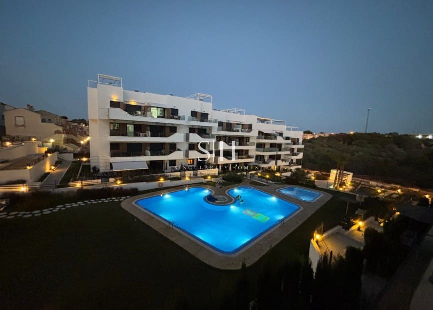 2 bedroom Apartment for sale in Villamartin with pool garage - € 229,000 (Ref: 9920001)