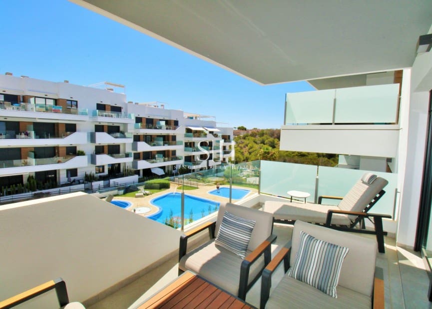 2 bedroom Apartment for sale in Villamartin with pool garage - € 229,000 (Ref: 9920001)