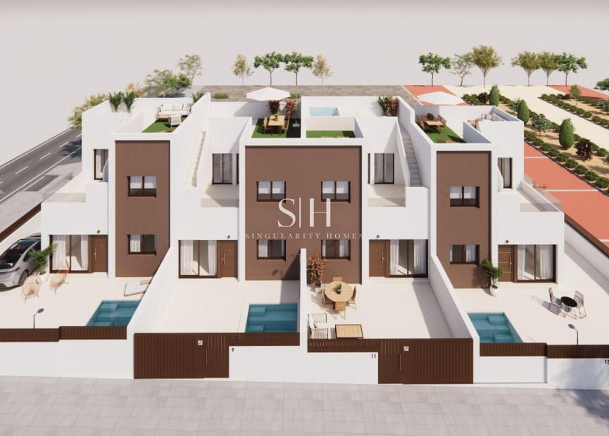 Chalet de 3 habitaciones en Pilar de la Horadada en venta con piscina - 305.000 € (Ref: 9920002)