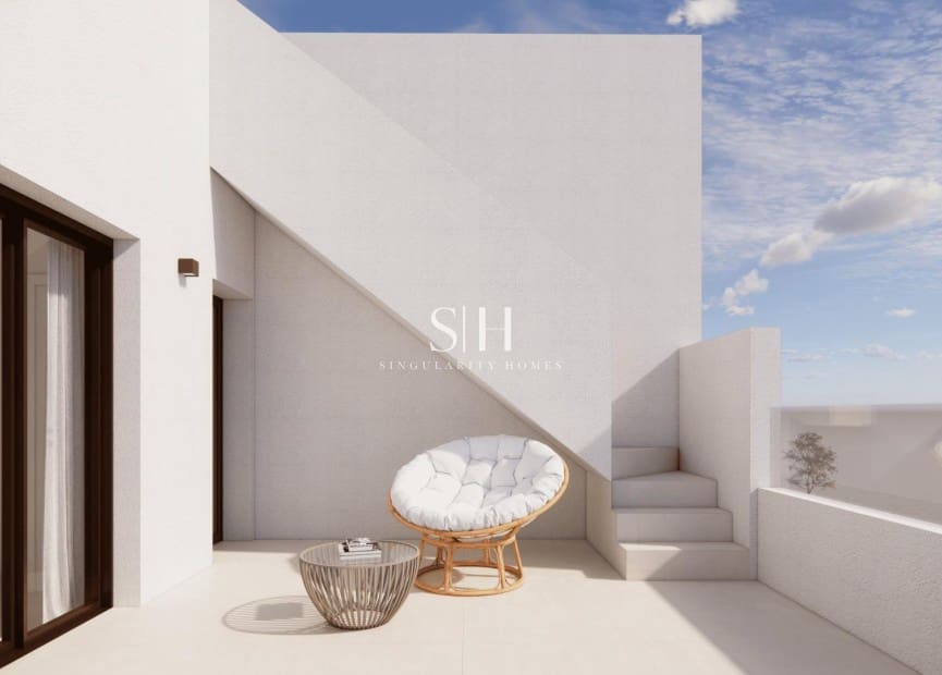 Chalet de 3 habitaciones en Pilar de la Horadada en venta con piscina - 305.000 € (Ref: 9920002)