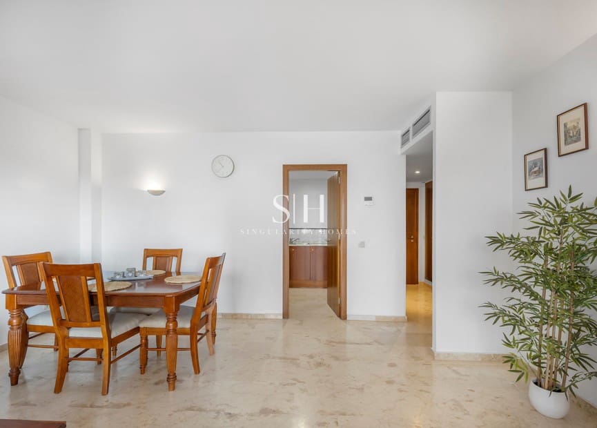 2 quarto Apartamento de Praia para venda em Punta Prima com piscina - 345 000 € (Ref: 9920004)