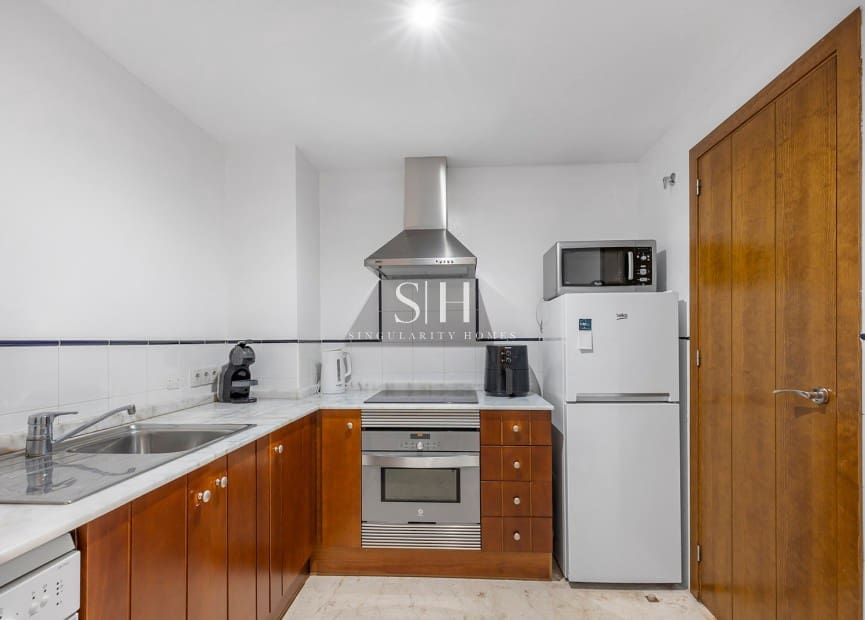 2 quarto Apartamento de Praia para venda em Punta Prima com piscina - 345 000 € (Ref: 9920004)