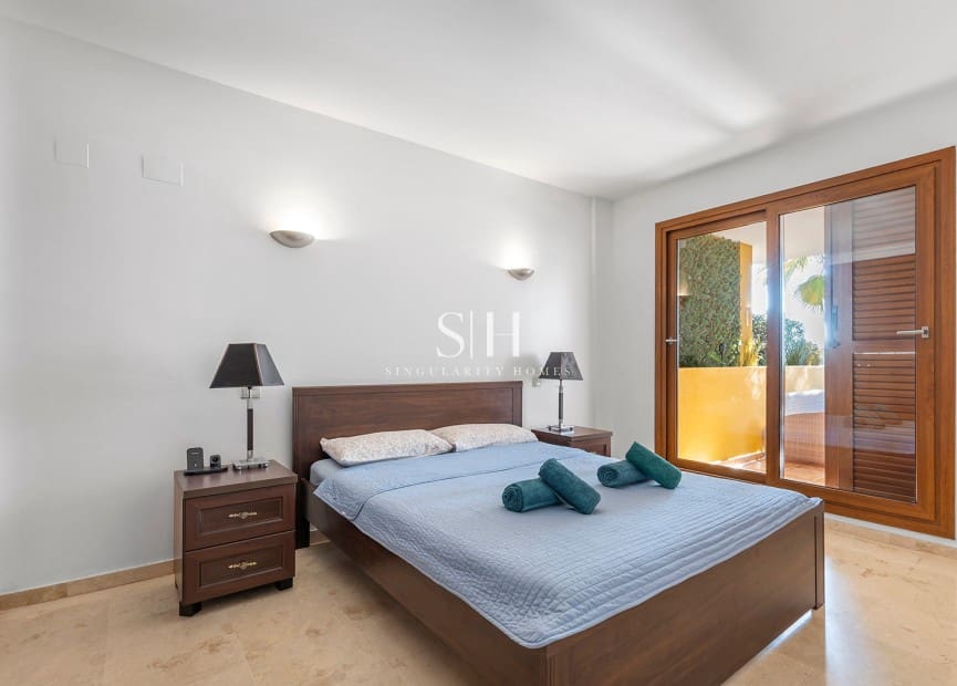 2 quarto Apartamento de Praia para venda em Punta Prima com piscina - 345 000 € (Ref: 9920004)