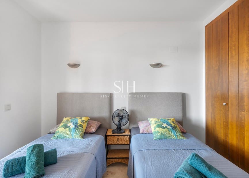 2 quarto Apartamento de Praia para venda em Punta Prima com piscina - 345 000 € (Ref: 9920004)