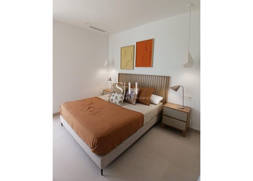 3 bedroom Semi-detached Villa for sale in Bigastro - € 328,000 (Ref: 9920005)