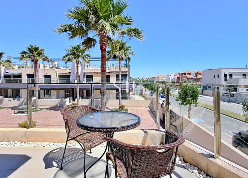 3 Zimmer Penthouse zu verkaufen in Torre de la Horadada mit Pool - 365.000 € (Ref: 9920010)