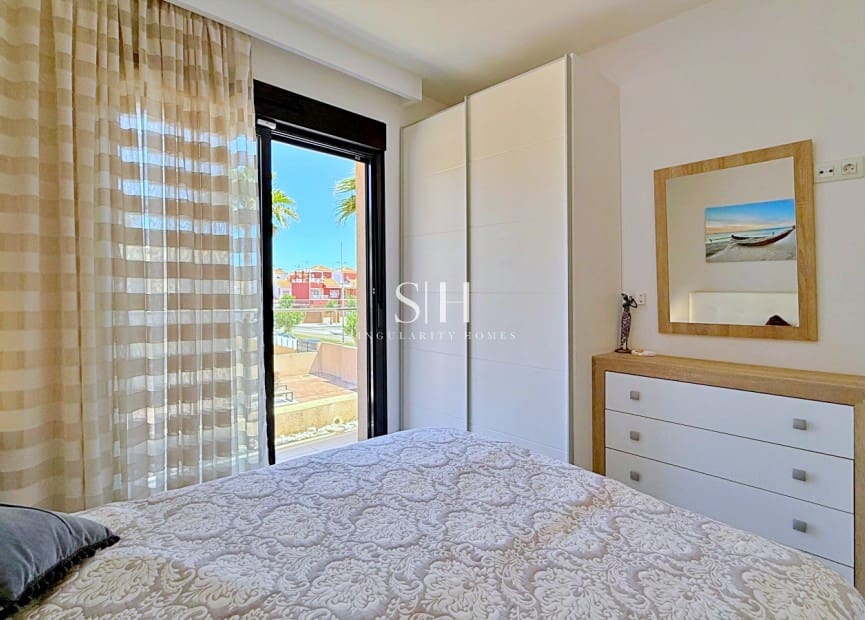 3 Zimmer Penthouse zu verkaufen in Torre de la Horadada mit Pool - 365.000 € (Ref: 9920010)