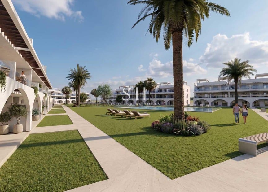 Apartamento de 2 habitaciones en Vera en venta con piscina garaje - 210.000 € (Ref: 9920011)