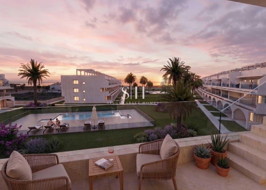 Apartamento de 2 habitaciones en Vera en venta con piscina garaje - 210.000 € (Ref: 9920011)